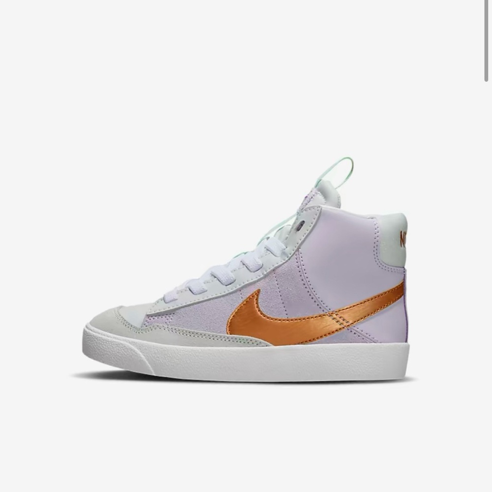 Nike Mid Blazer Big Kid size 3.5